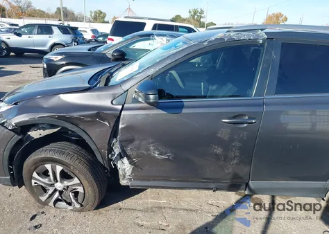 2017 Toyota Rav4 Le из США, поврежденный, VIN JTMBFREV5HJ707469